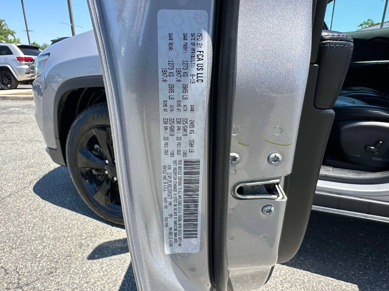 Used 2020 Jeep Cherokee Latitude Plus AWD/4WD image 30