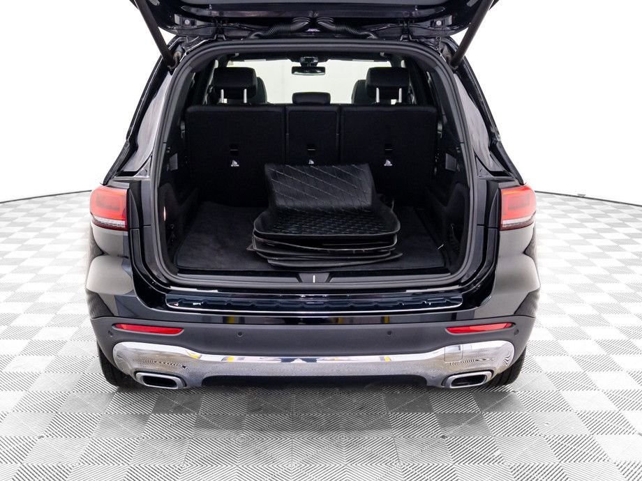 Used 2023 Mercedes-Benz GLB 250 4MATIC image 35