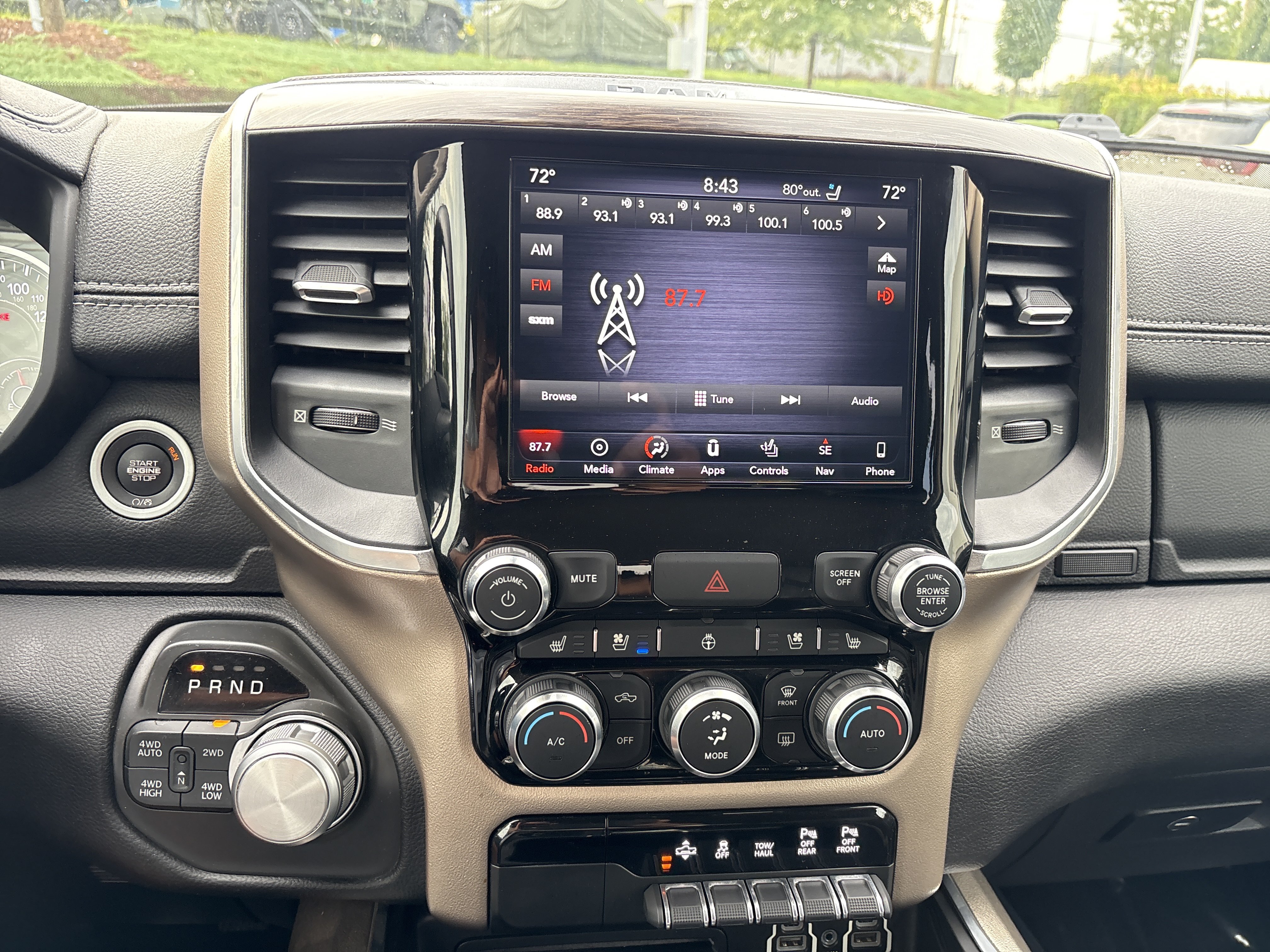 Used 2019 RAM 1500 Laramie AWD/4WD image 28