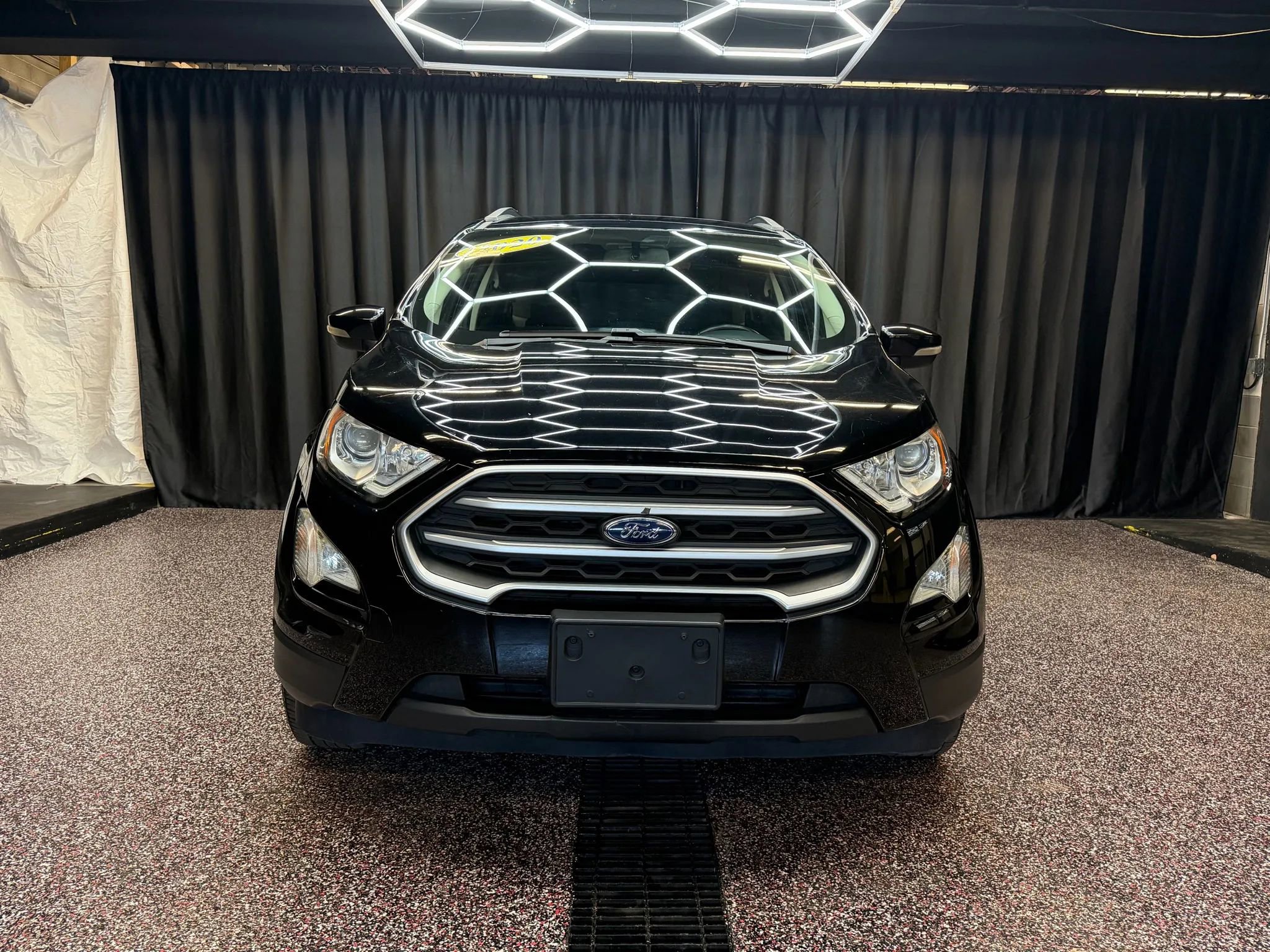 Used 2020 Ford EcoSport SE FWD image 2