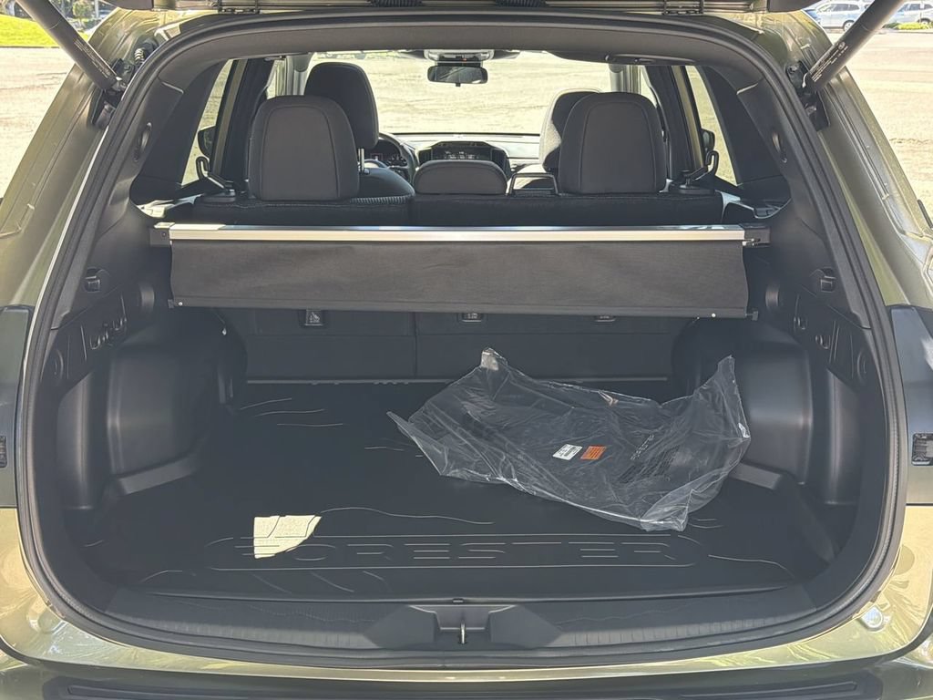 Used 2026 Subaru Forester Premium AWD/4WD image 27