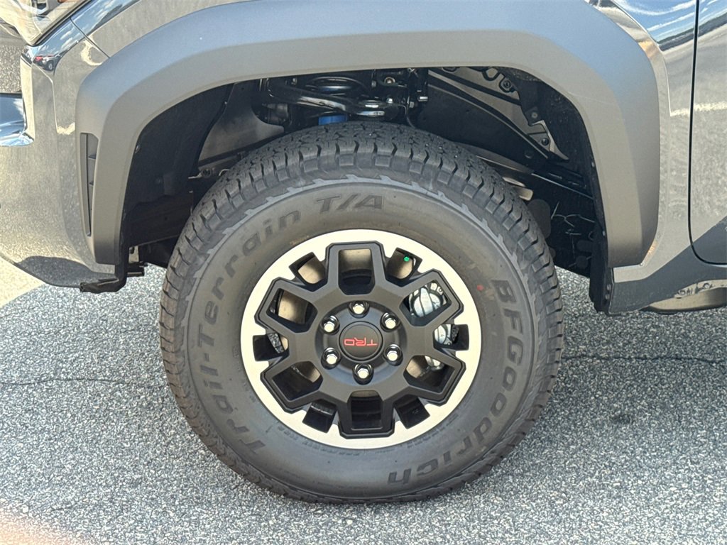 New 2025 Toyota Tacoma TRD Off-Road image 11