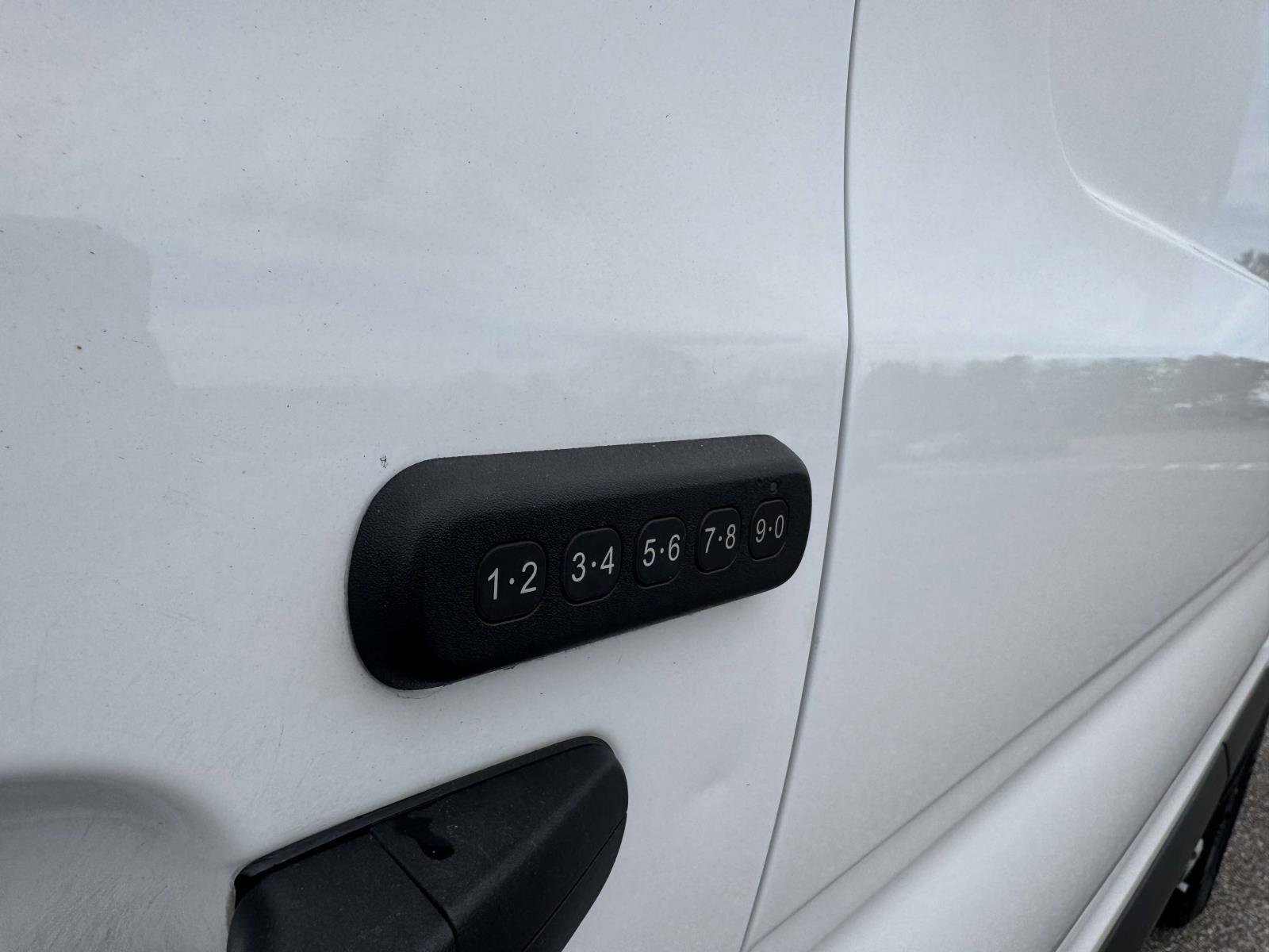 Used 2021 Ford Transit 350 148 High Roof Extended image 7