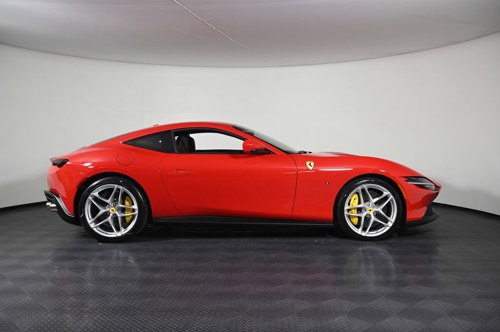 Certified 2022 Ferrari Roma RWD image 10