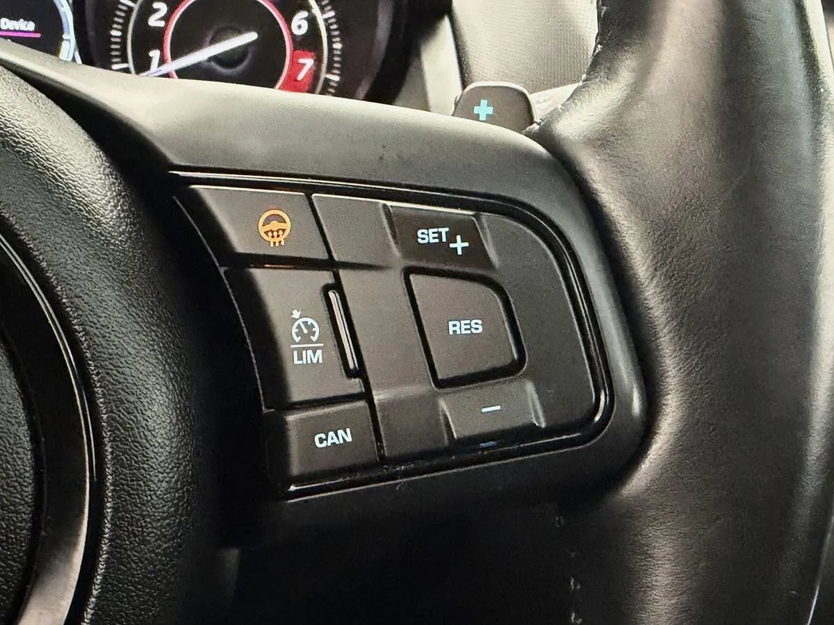 Used 2016 Jaguar F-TYPE S RWD image 12