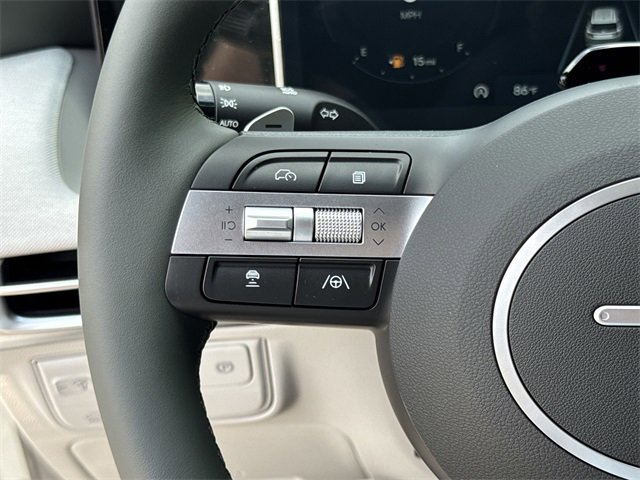 New 2025 Hyundai Tucson Limited image 18