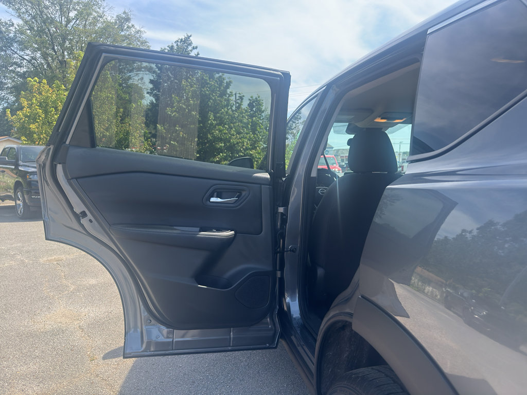 New 2026 Nissan Rogue SV image 19