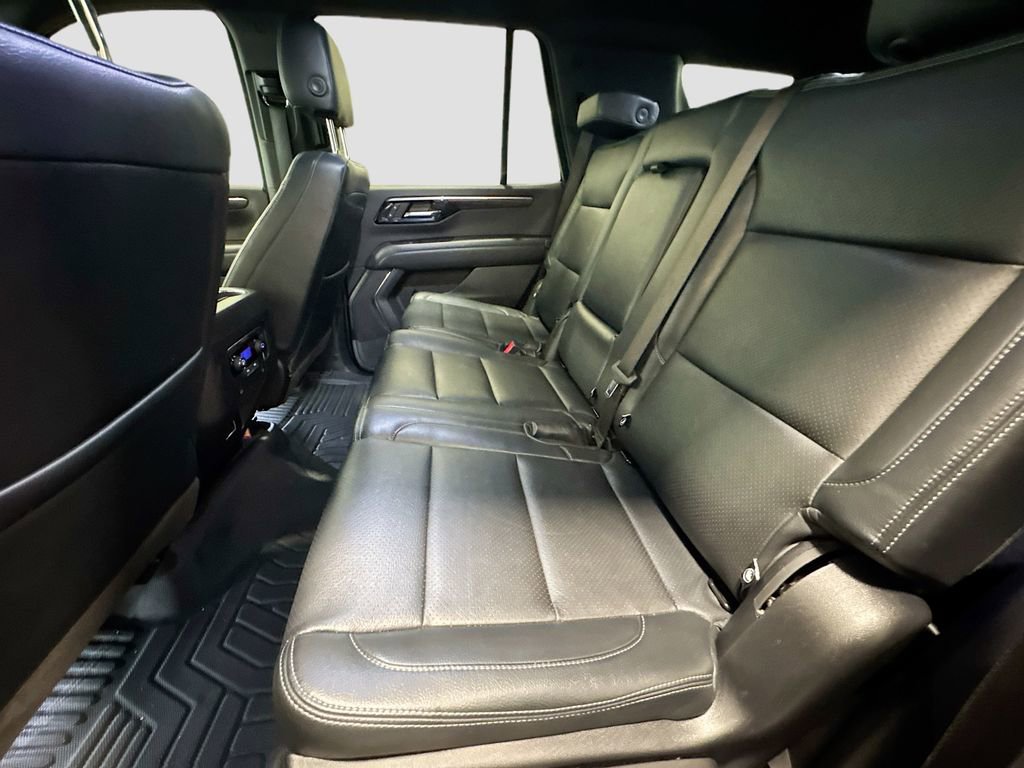 Used 2025 Chevrolet Tahoe LS image 19