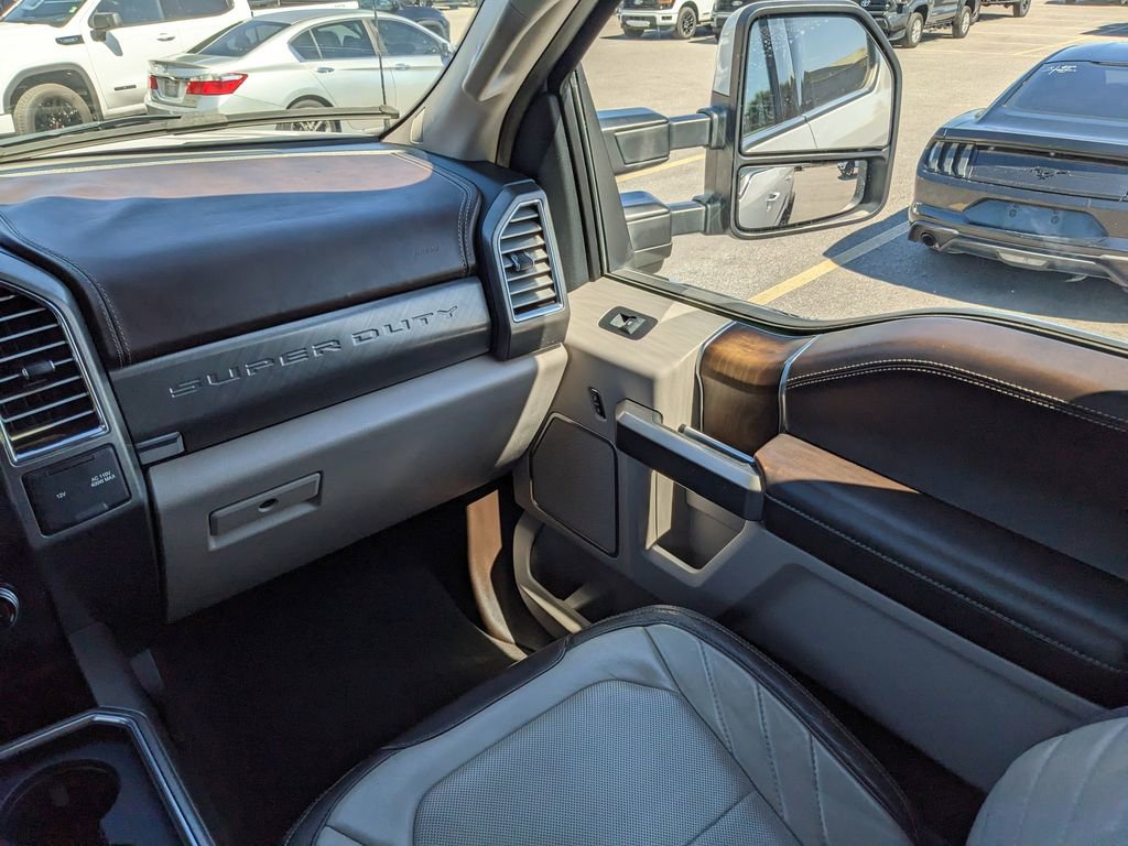 Used 2019 Ford F350 Limited w/ FX4 Off-Road Package image 17