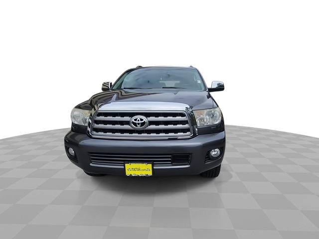 Used 2015 Toyota Sequoia Platinum RWD image 3