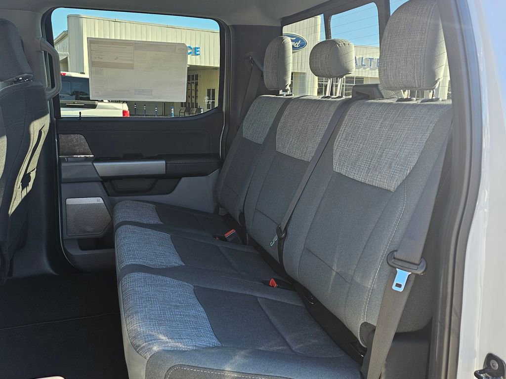 New 2026 Ford F250 XLT w/ XLT Premium Package image 5