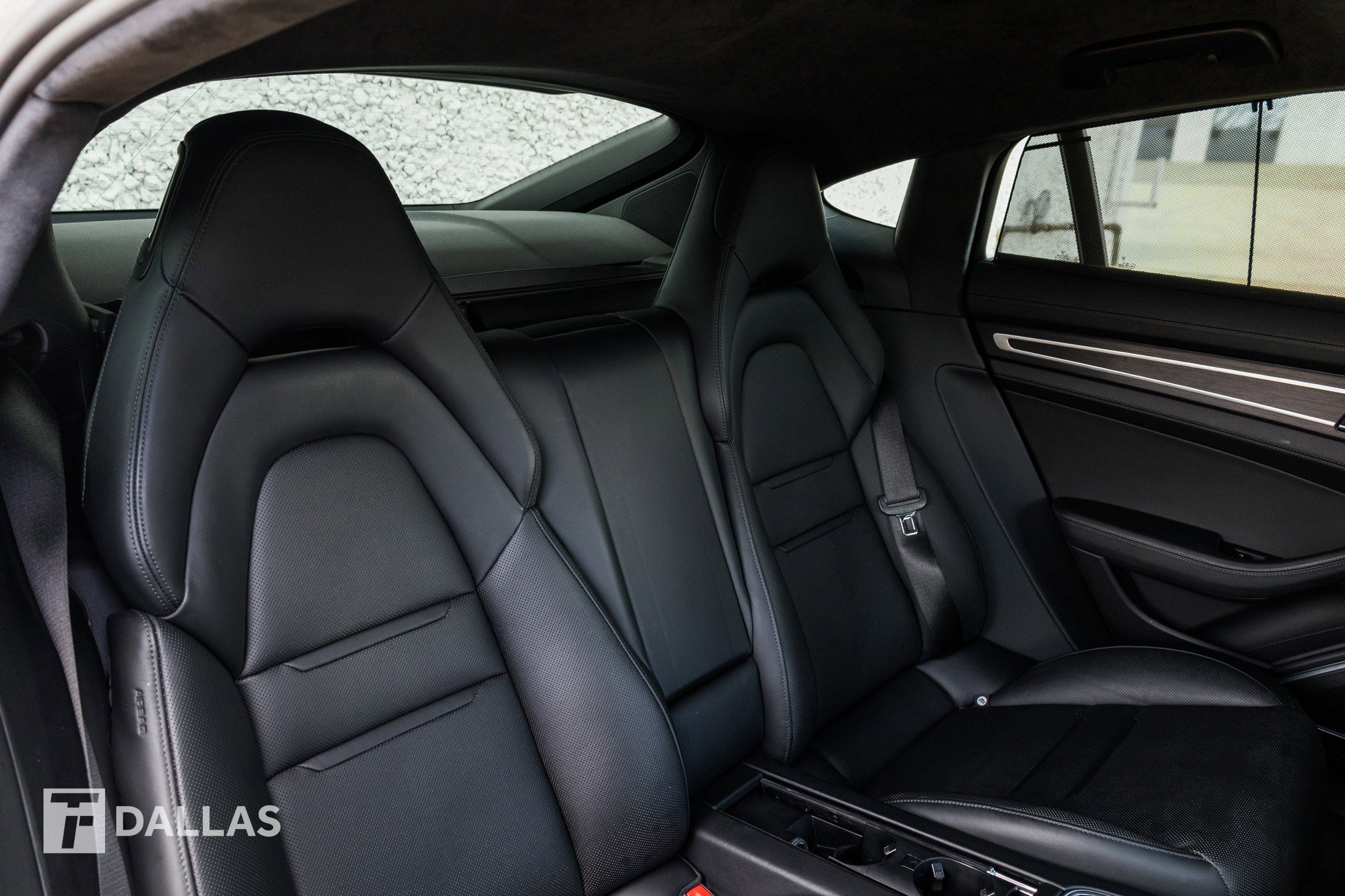 Used 2020 Porsche Panamera GTS image 32