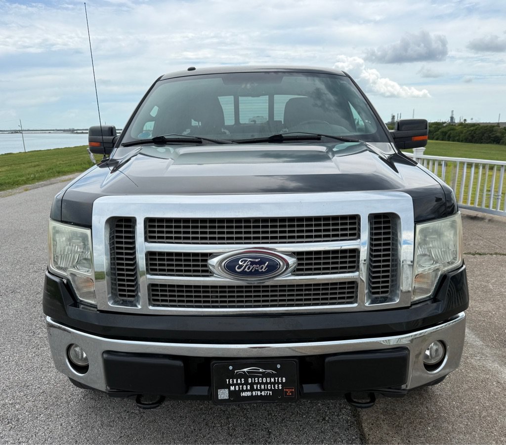 Used 2010 Ford F150 4x4 SuperCrew image 2