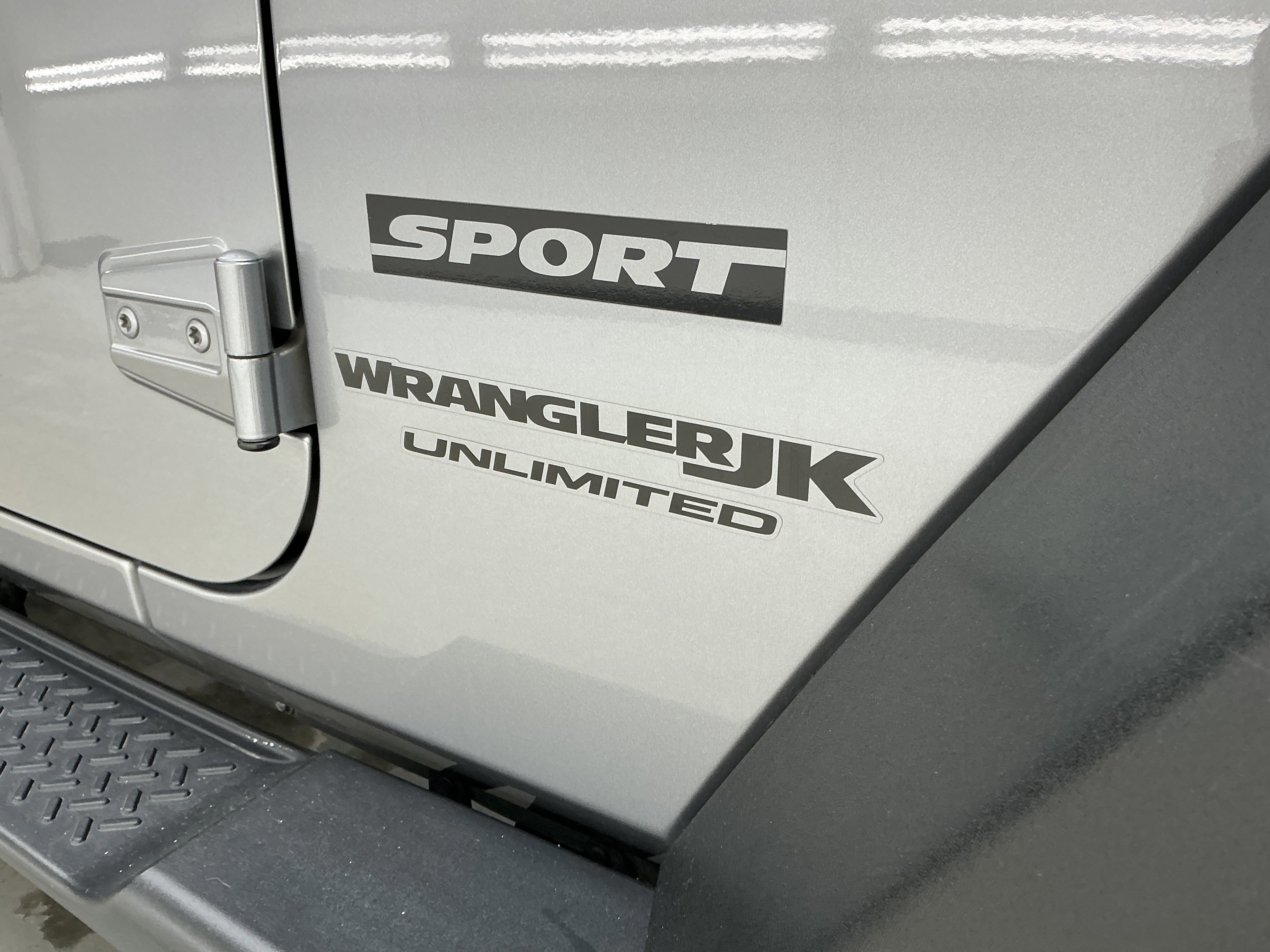 Used 2018 Jeep Wrangler Unlimited Sport S image 25