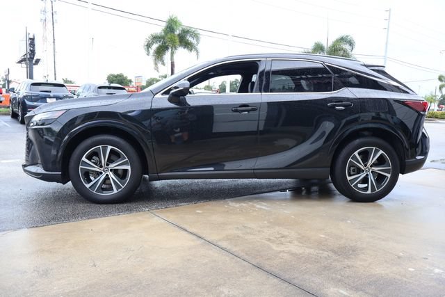 Used 2025 Lexus RX 350 Premium w/ Accessory Package FWD image 5