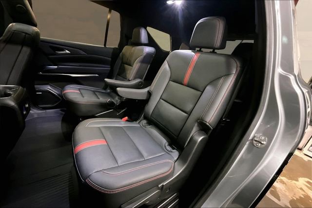 Used 2024 Chevrolet Traverse RS w/ LPO, Floor Liner Package image 22
