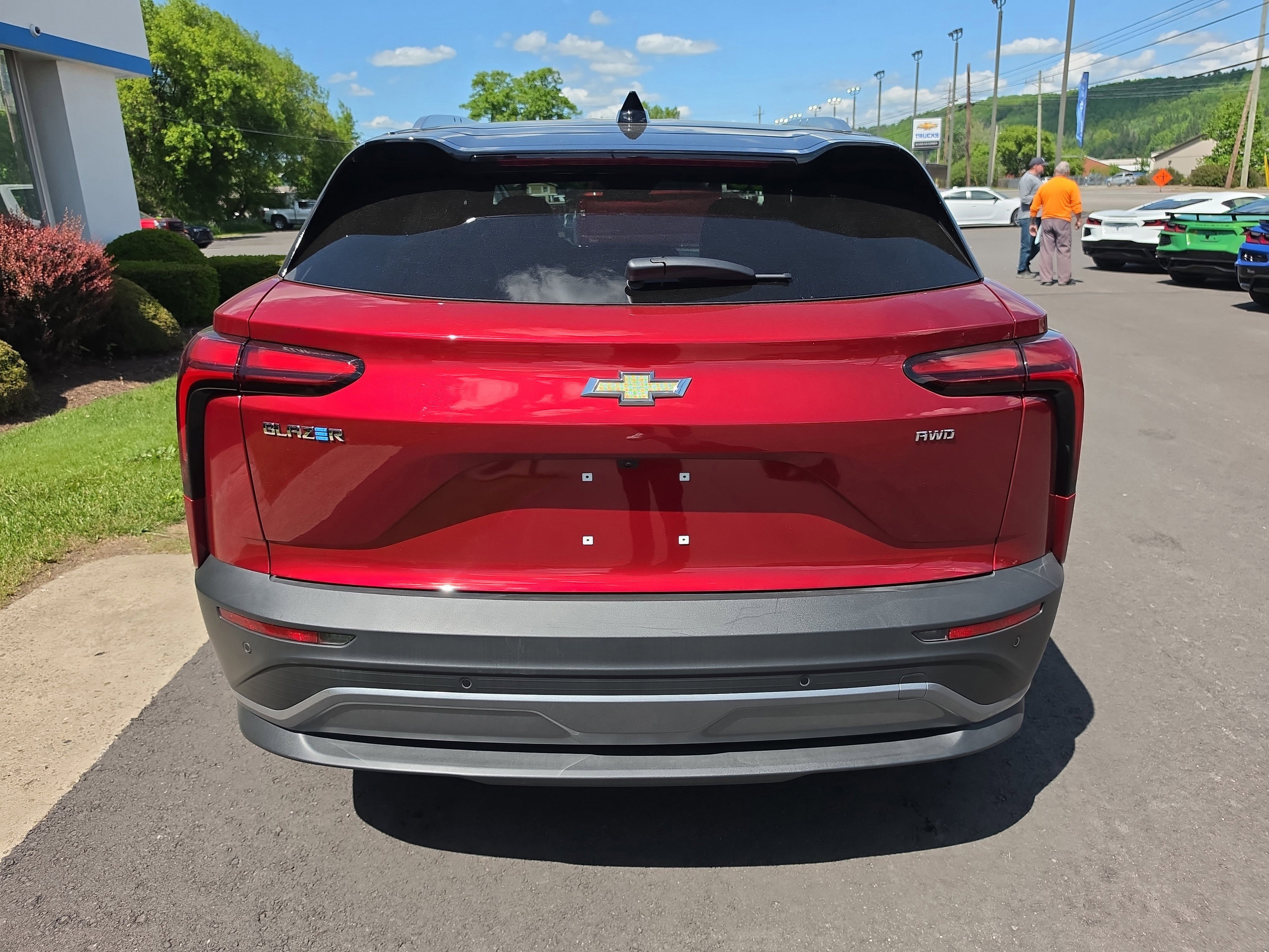 New 2025 Chevrolet Blazer EV LT AWD/4WD video 4