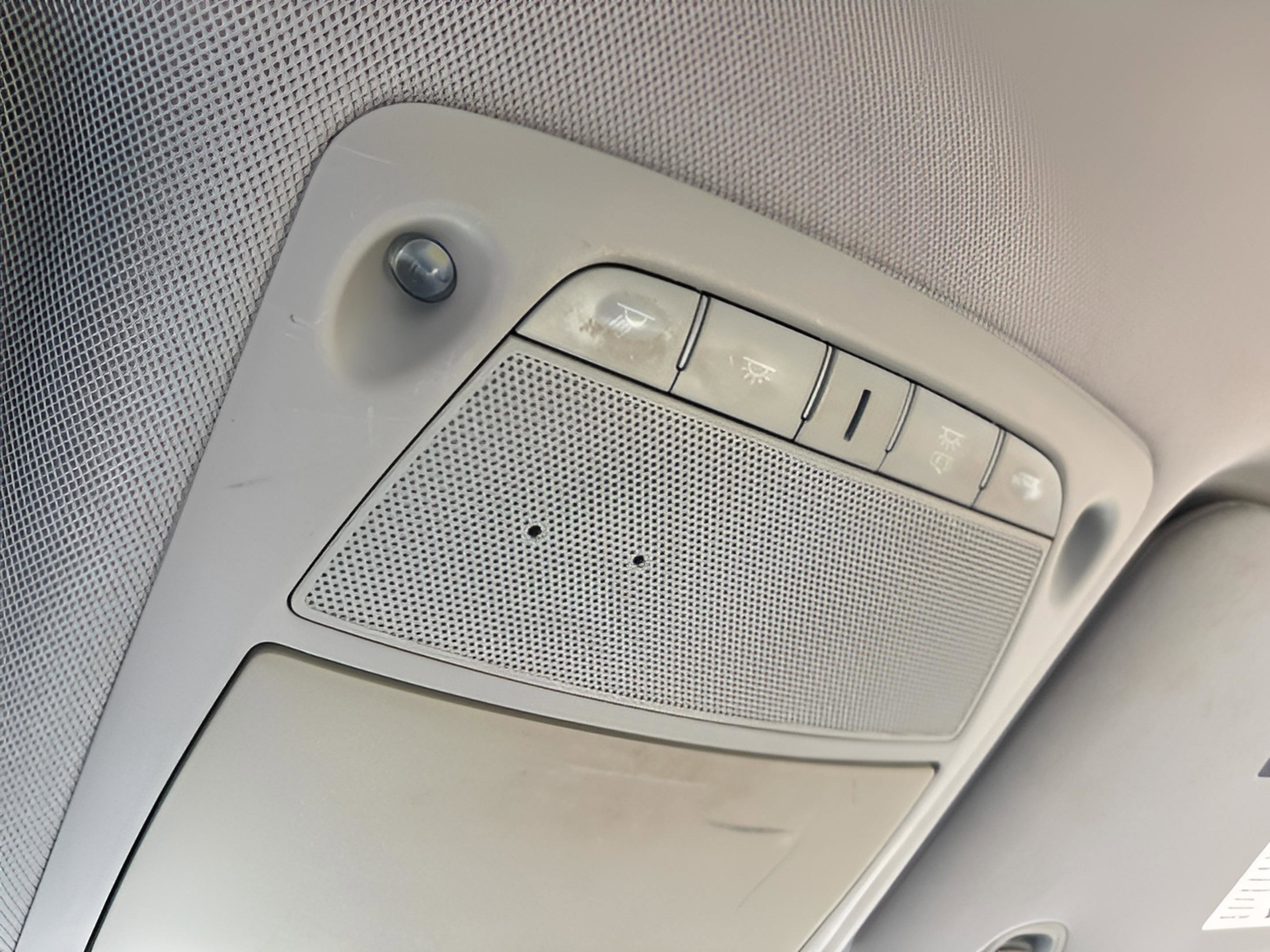 Used 2017 Nissan Rogue S image 29