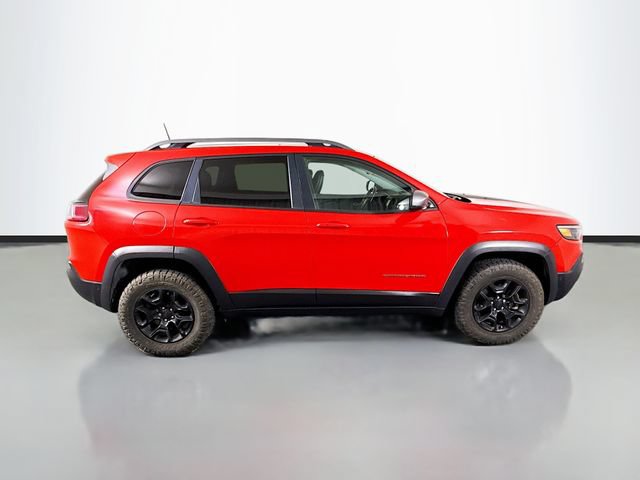 Used 2019 Jeep Cherokee Trailhawk AWD/4WD image 8