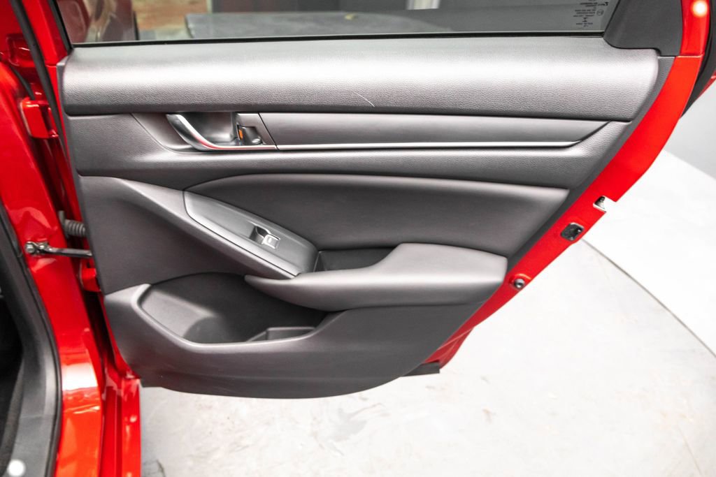 Used 2019 Honda Accord Sport image 29