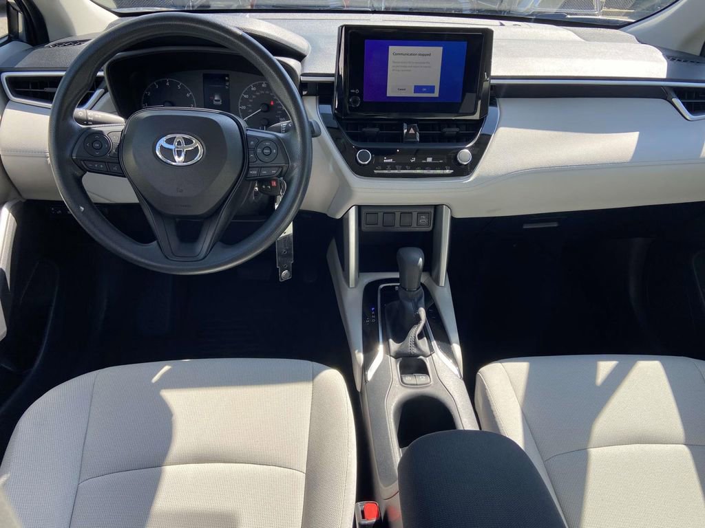 Used 2024 Toyota Corolla Cross L FWD image 11