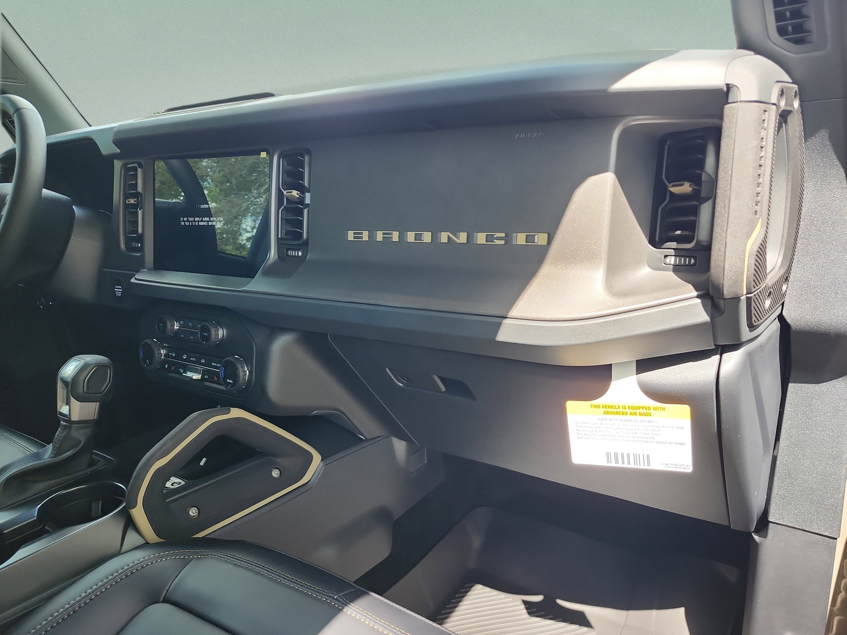 New 2026 Ford Bronco Badlands AWD/4WD image 18