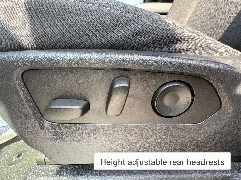 Used 2023 Chevrolet Silverado 1500 Custom image 30