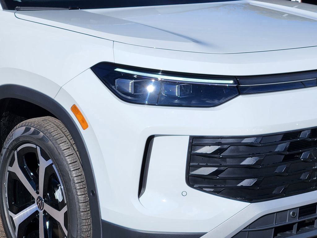 New 2026 Volkswagen Tiguan SE image 28