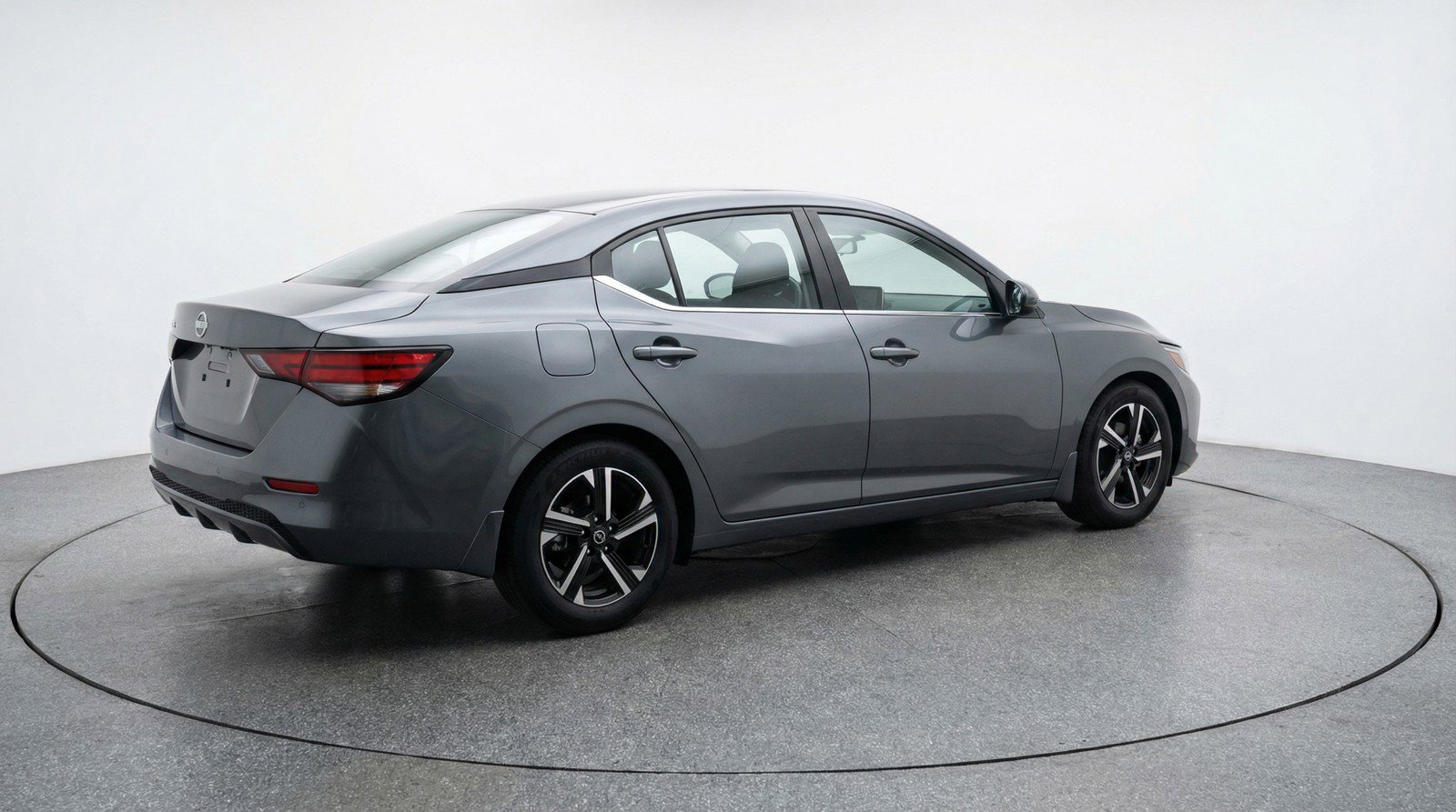 Used 2025 Nissan Sentra SV FWD image 9