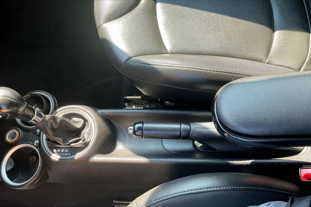 Used 2012 MINI Cooper Clubman S FWD image 10