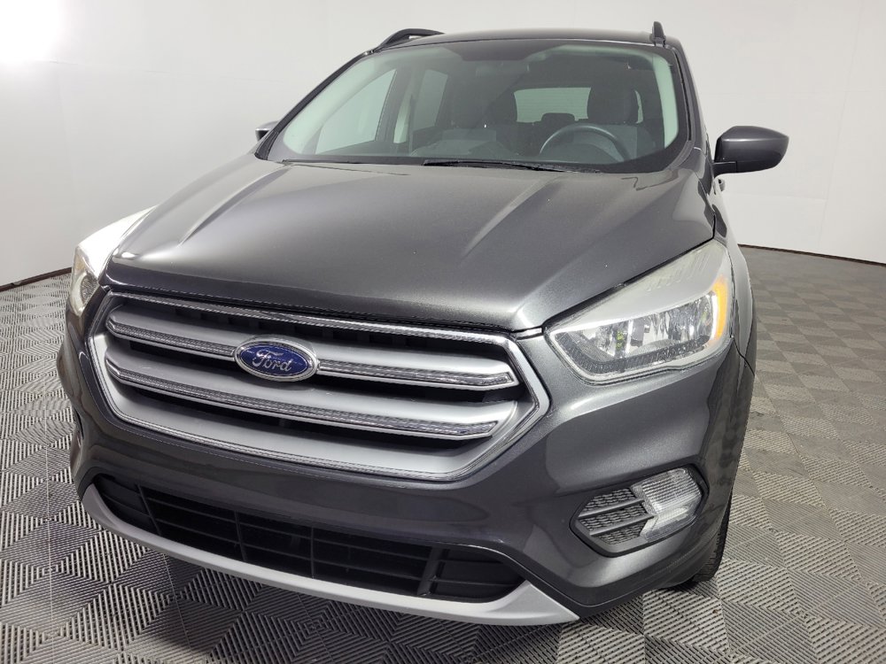 Used 2018 Ford Escape SE w/ SE Sync 3 Package FWD image 15