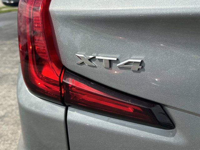 Certified 2024 Cadillac XT4 Premium Luxury FWD image 11