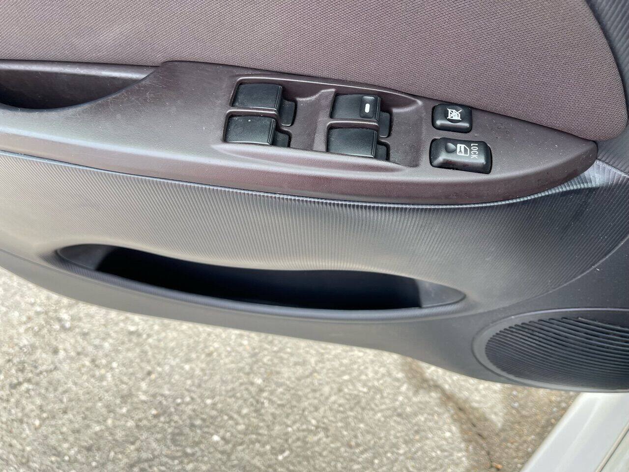 Used 2012 Mitsubishi i ES RWD image 13