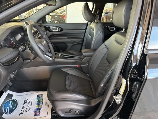 New 2026 Jeep Compass Latitude w/ Sun and Sound Group AWD/4WD image 16