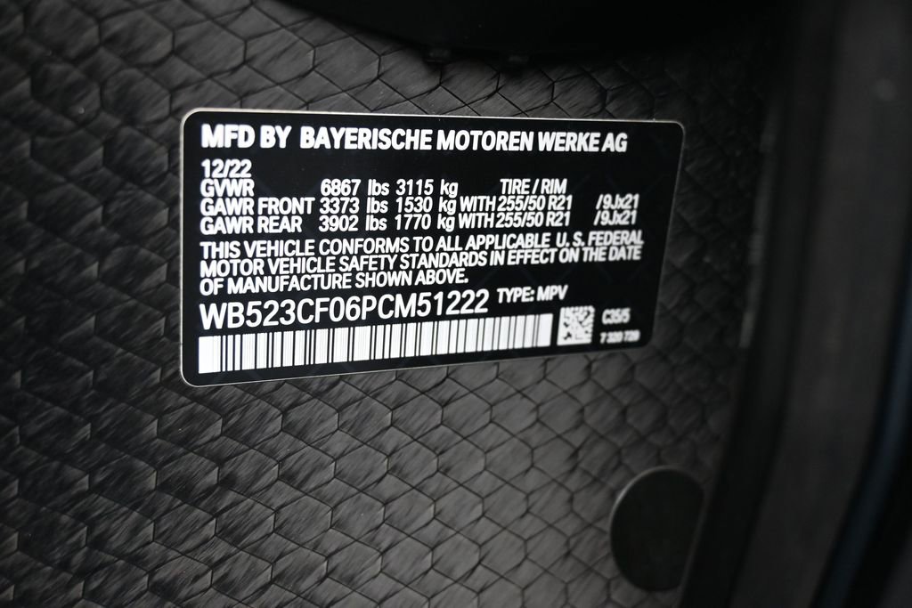 Used 2023 BMW iX xDrive50 w/ Sport Package AWD/4WD image 14