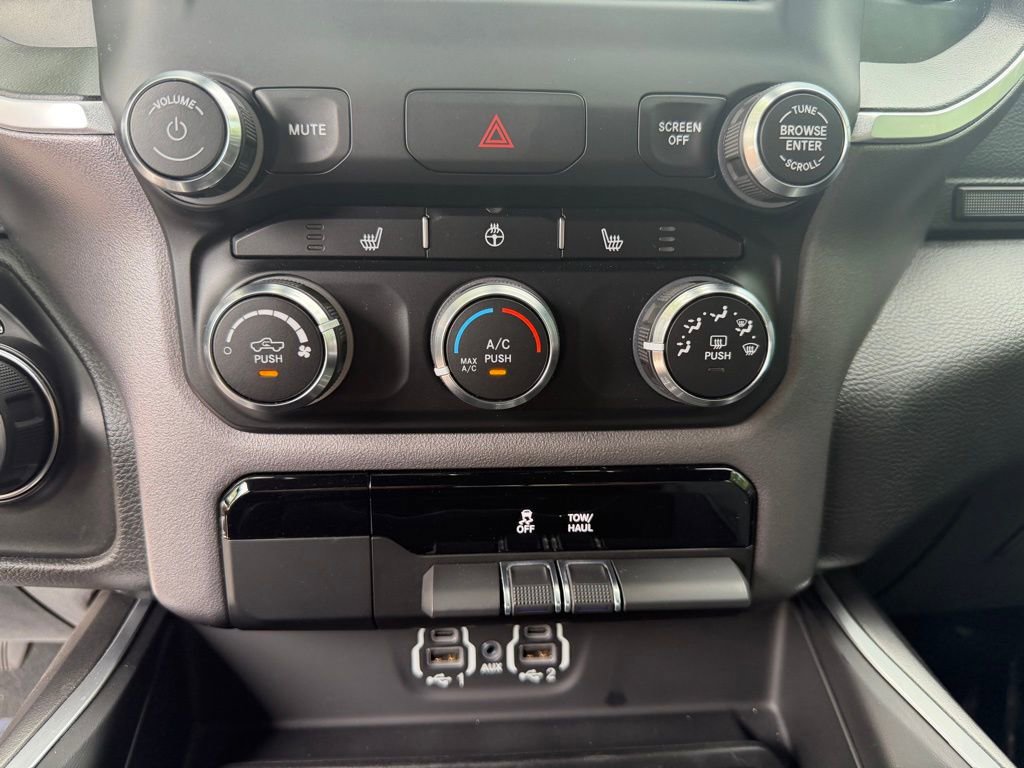 Used 2023 RAM 1500 Big Horn image 26