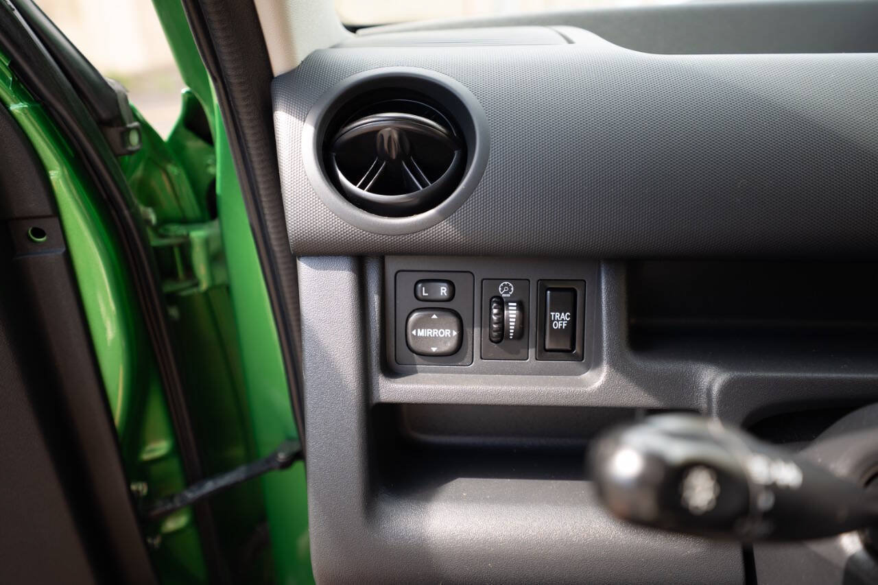 Used 2006 Scion xB FWD image 74