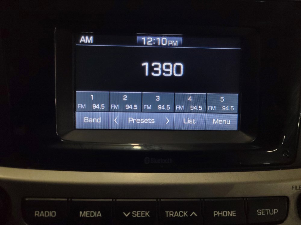 Used 2020 Hyundai Accent SE FWD image 25