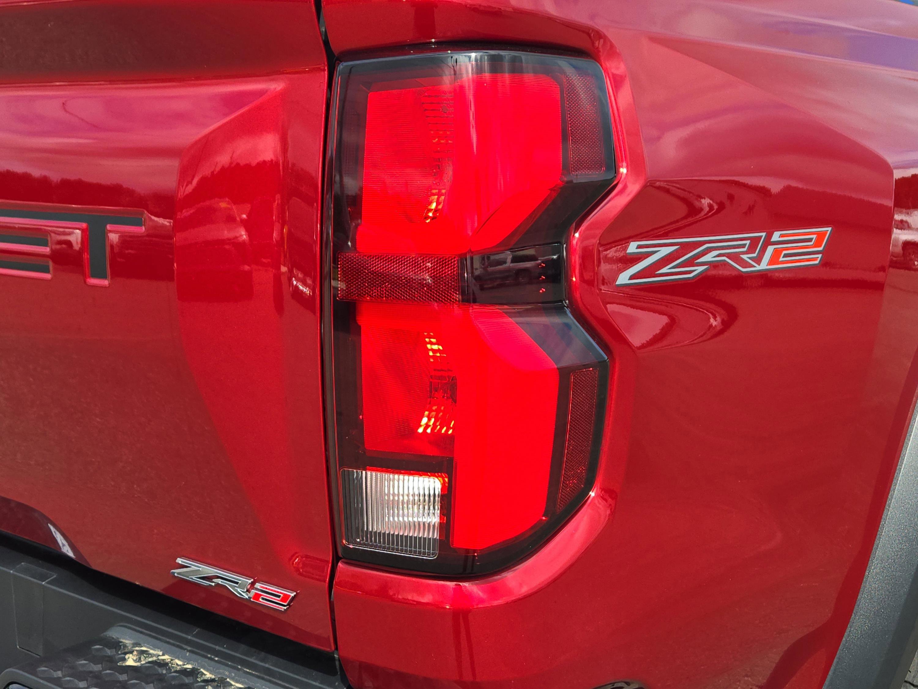 Certified 2024 Chevrolet Colorado ZR2 w/ Technology Package image 9