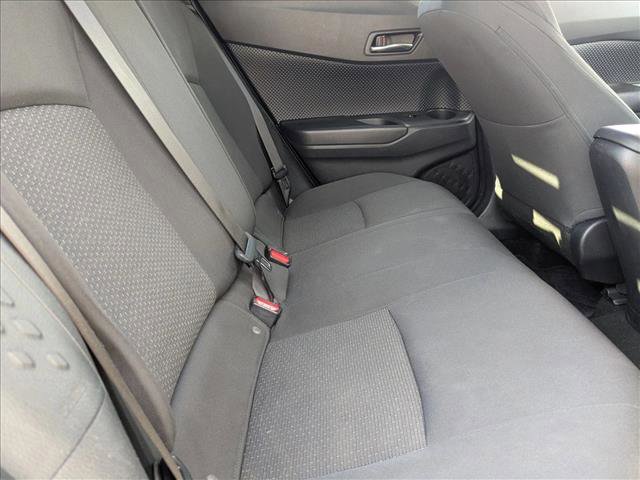 Used 2018 Toyota C-HR XLE image 18