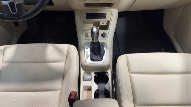 Used 2017 Volkswagen Tiguan S FWD image 18