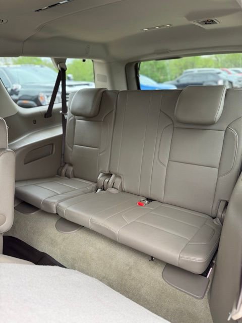Used 2017 Chevrolet Suburban Premier AWD/4WD image 22