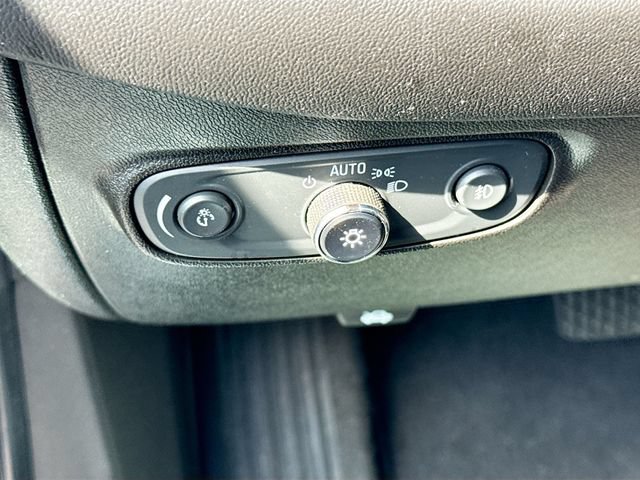 Used 2020 Chevrolet Equinox Premier AWD/4WD image 15