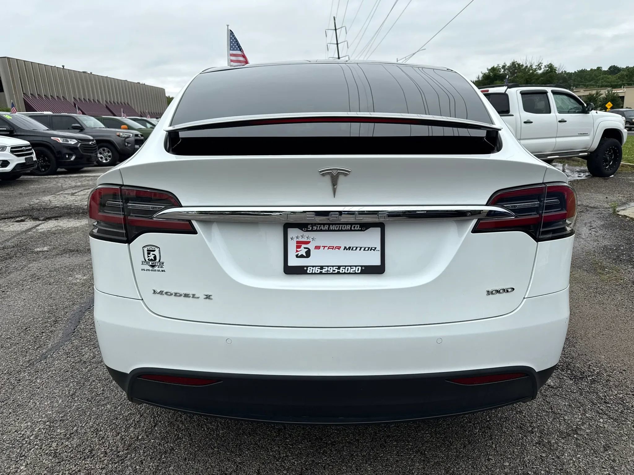 Used 2017 Tesla Model X 100D AWD/4WD image 4
