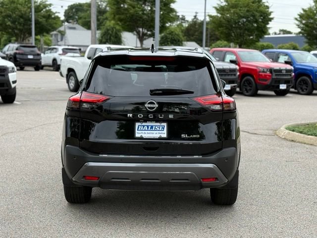 Used 2023 Nissan Rogue SL AWD/4WD image 6