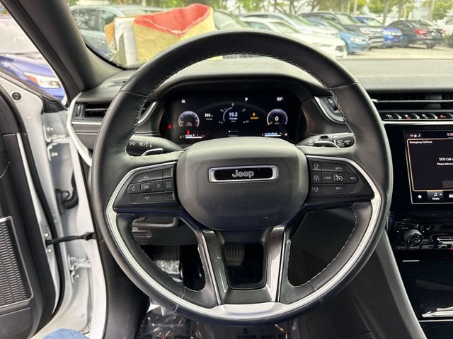 Used 2022 Jeep Grand Cherokee L Laredo RWD image 14