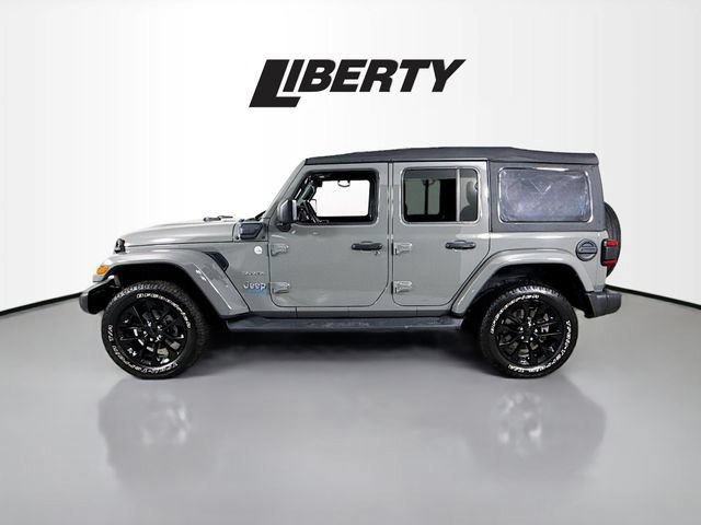 Used 2021 Jeep Wrangler Unlimited Sahara w/ Cold Weather Group AWD/4WD image 4