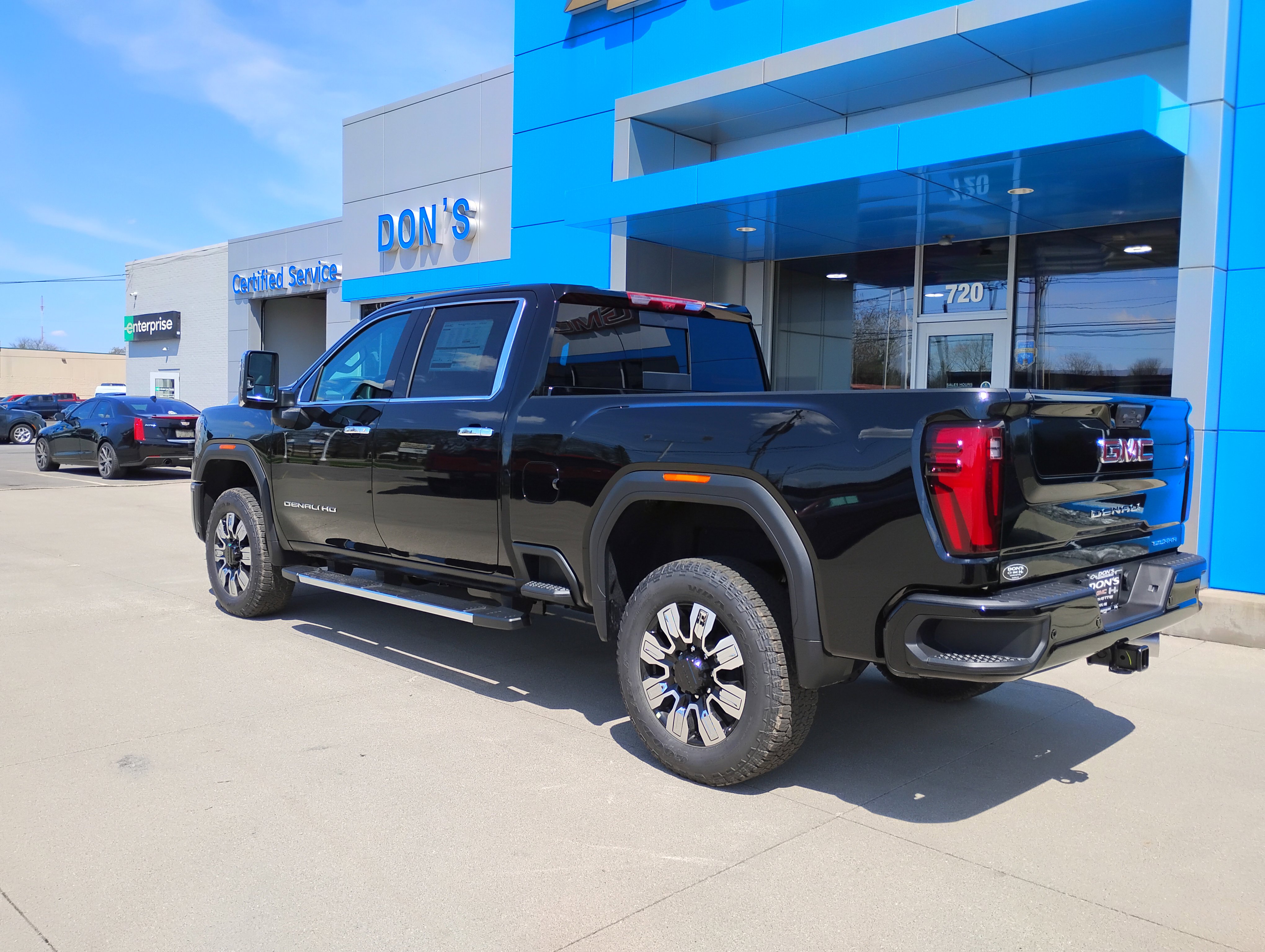 New 2025 GMC Sierra 2500 Denali w/ Max Trailering Package image 10