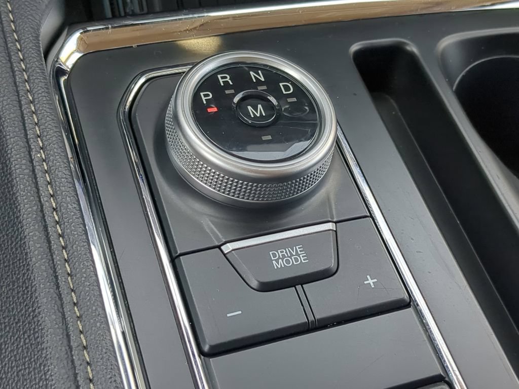Certified 2024 Ford Expedition XLT RWD image 29