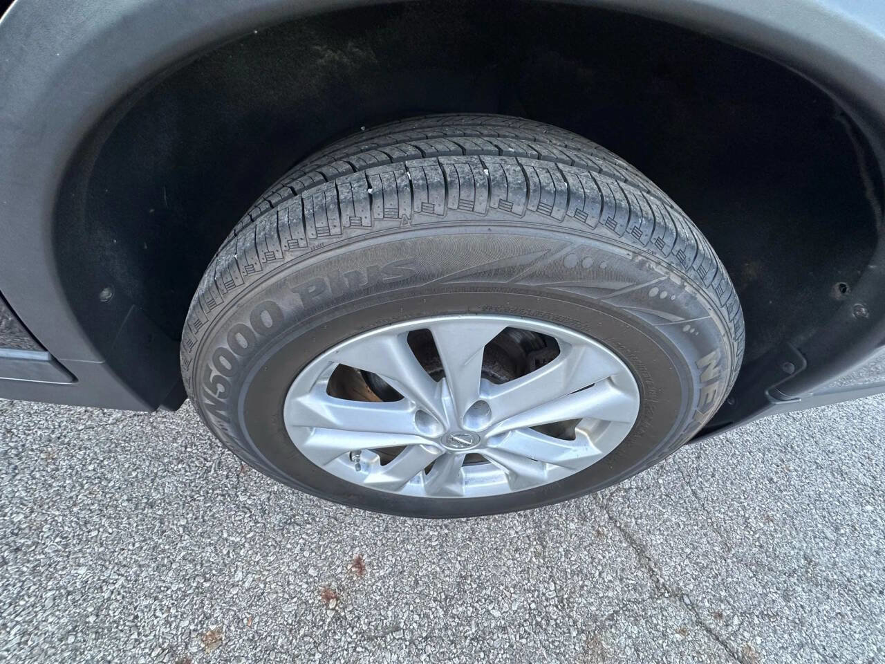 Used 2014 Nissan Rogue SV image 19